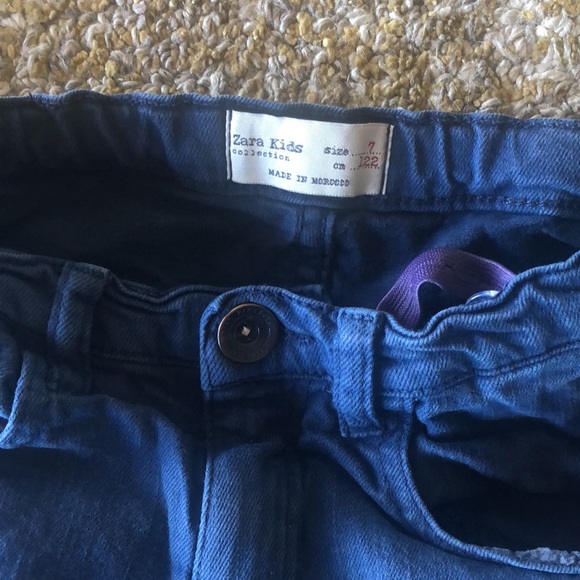 Zara Kids blue shorts w/ button closure and elastic size adjustment - Picture 3 of 4